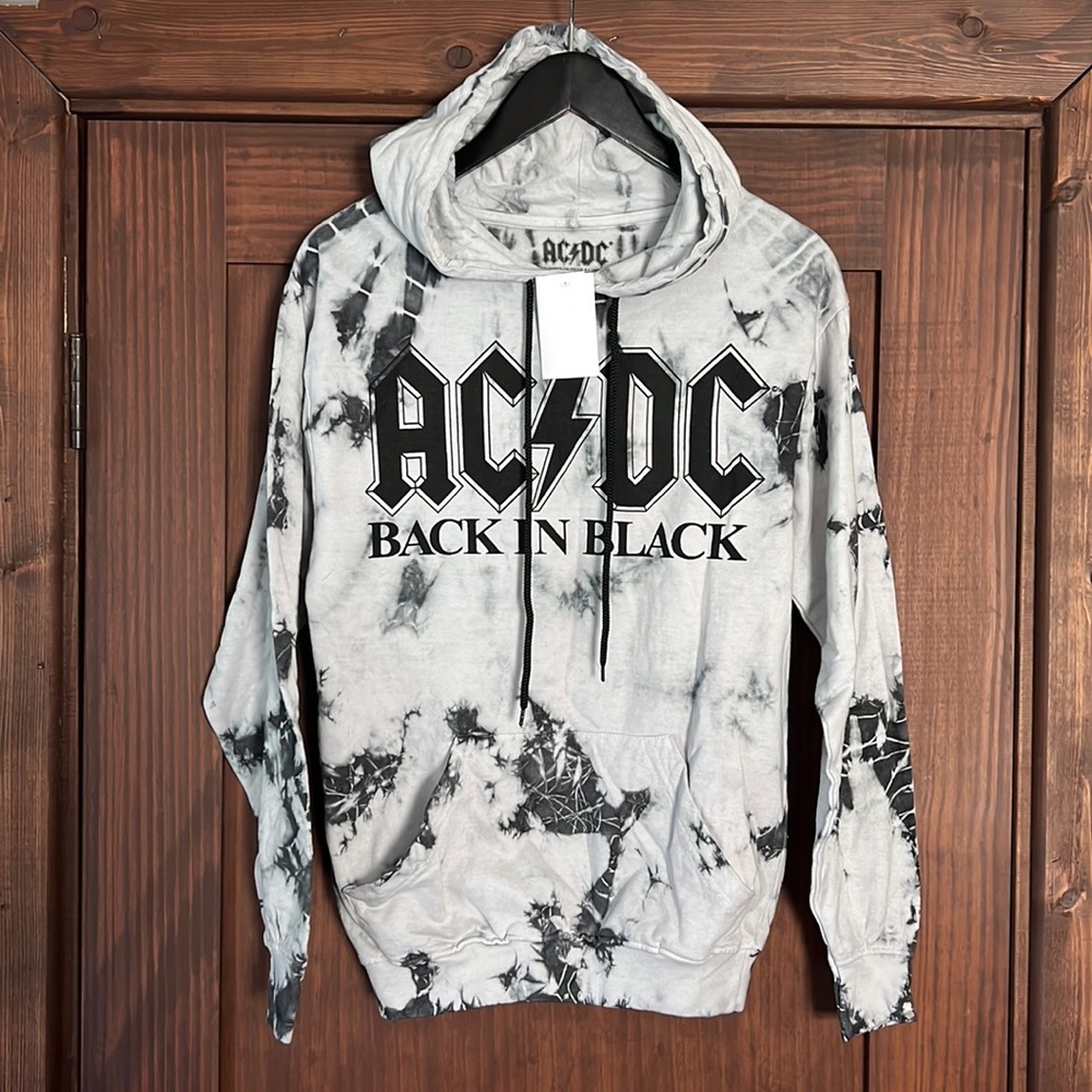 🎸 NWT AC DC Tie Dye Hoodie in size Small 🎸